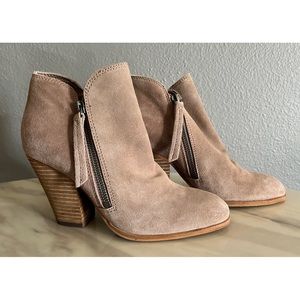 Brand new, never worn Dolce Vita booties size 6